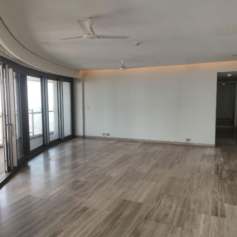 Room, lodha-world-crest 4 Bedroom 2350 Sq.Ft. Apartment In Empire Mill Mumbai 9755093