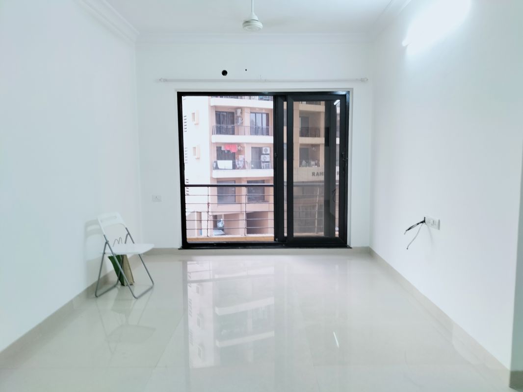 2 BHK + Extra Room Apartment For Rent in K Raheja Raheja Residency