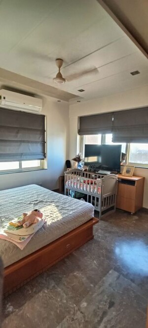 Bedroom in 3 BHK Apartment at Hiranandani Verona Co op Housing Society Ltd, Powai – for Rent