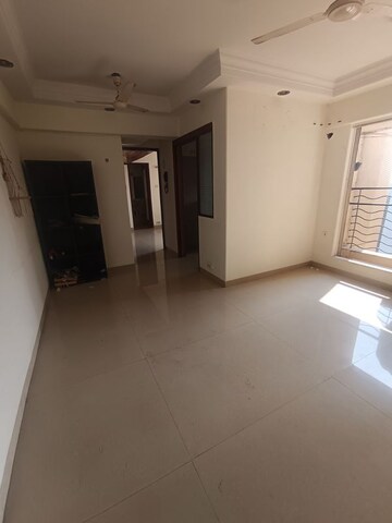 1 BHK Apartment For Rent in Agarwal Trinity Towers, Malad West