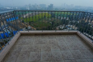Balcony in 3 BHK Apartment at DLF Regal Gardens, Sector 90 – for Sale