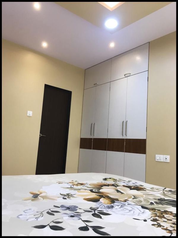 1 BHK 650 Sq.Ft. Apartment in Lalani Residency