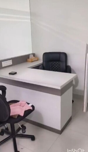  Office Space For Rent in New Town