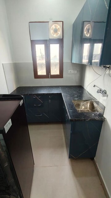 Kitchen in 1 BHK Builder Floor at Sector 56 – for Rent