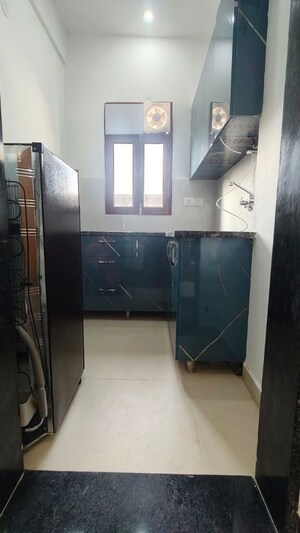 Kitchen in 1 BHK Builder Floor at Sector 56 – for Rent