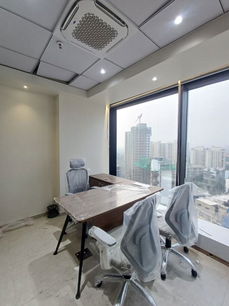 Team Area, skyblu-72-corp Commercial Office Space 1200 Sq.Ft. In Sakinaka Mumbai 9755622