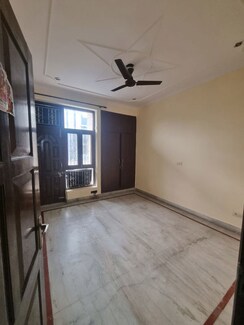 2 BHK + Pooja Room,Servant Room,Study Room,Extra Room Independent House For Rent in Sector 55