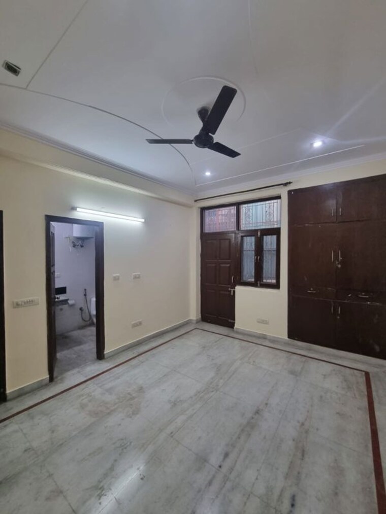 Room, sector 55 2 Bedroom 1112 Sq.Ft. Independent House In Sector 55 Noida 9755623