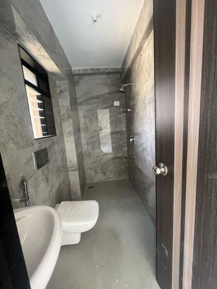 Bathroom, diamond-garden 3 Bedroom 1300 Sq.Ft. Apartment In Chembur Mumbai 9755557