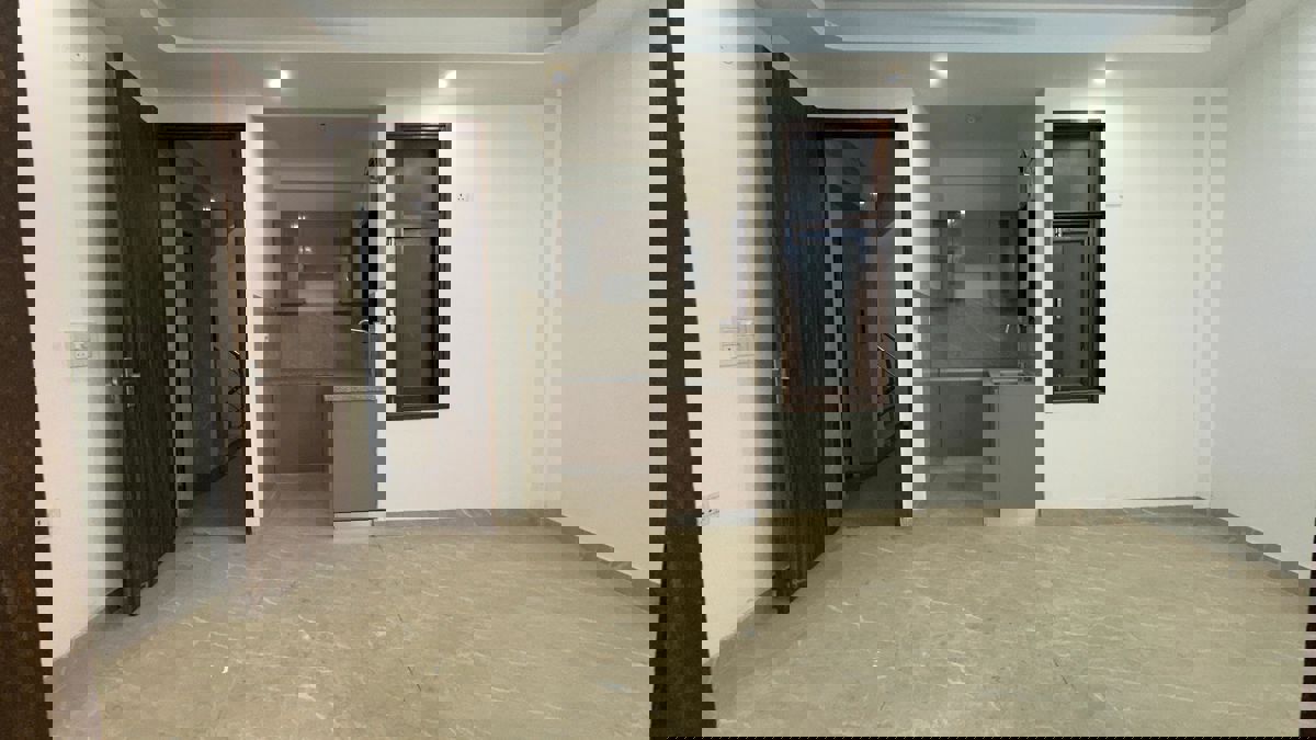 2 BHK + Extra Room Builder Floor For Rent in Chattarpur