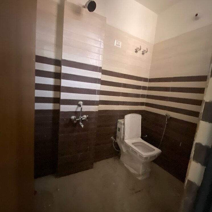 Bathroom, chattarpur 1 Bedroom 600 Sq.Ft. Builder Floor In Chattarpur Delhi 9755701