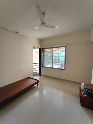Room in 3 BHK Apartment at Puraniks Abitante Fiore, Bavdhan – for Rent