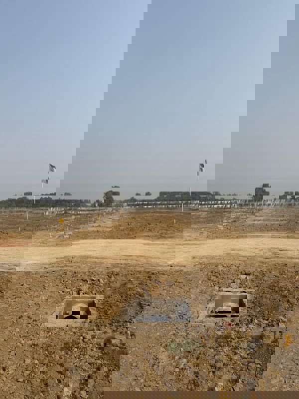 Plot For Sale in Mohanlalganj