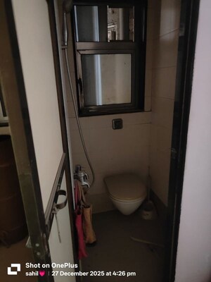 Bathroom in 3 BHK Apartment at Ashok Towers, Parel – for Rent