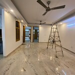3 BHK + Servant Room 1200 Sq.Ft. Builder Floor in Chattarpur