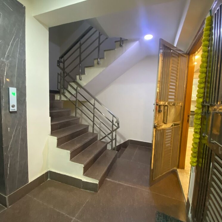 undefined, chattarpur 3 Bedroom 1200 Sq.Ft. Builder Floor In Chattarpur Delhi 9755833