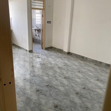 Room in 2.5 BHK Builder Floor at Palam Vihar Extension – for Rent