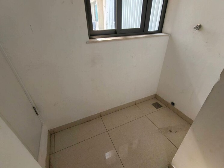 Bathroom, shapoorji-pallonji-vicinia 2 Bedroom 670 Sq.Ft. Apartment In Powai Mumbai 9751297