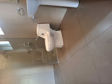 Team Area in 4 BHK Apartment at Banjara Hills – for Rent