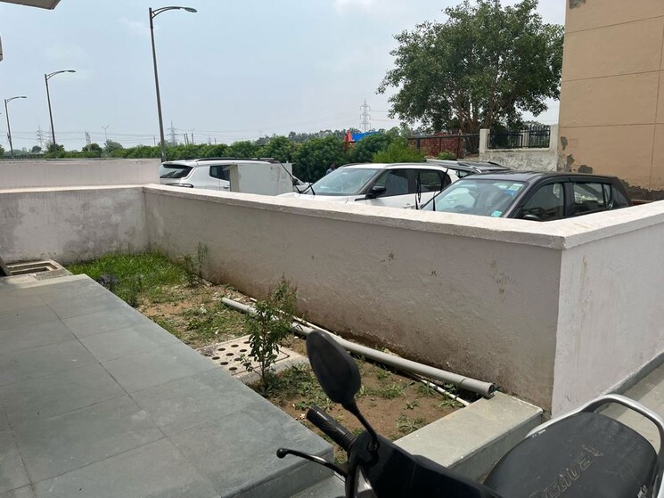 Balcony, bptp-park-elite-floor-ii 3 Bedroom 1600 Sq.Ft. Builder Floor In Sector 75 Faridabad 9755916