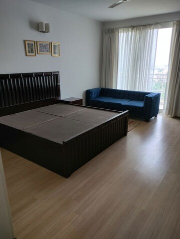 Bedroom in 3 BHK Apartment at DLF Park Place, Sector 54 – for Rent