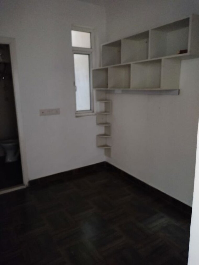 Room, dlf-park-place 3 Bedroom 2003 Sq.Ft. Apartment In Sector 54 Gurgaon 9755898
