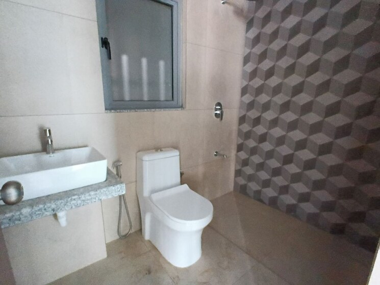 Bathroom, kalpataru-immensa-b 2 Bedroom 663 Sq.Ft. Apartment In Kolshet Road Thane 9755962