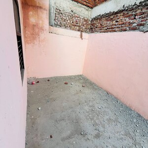 Room in  Co-working Space at RWA Apartments Sector 121, Garhi Chaukhandi – for Rent