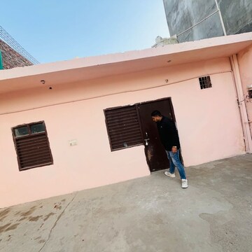 Team Area in 2 BHK Independent House at RWA Apartments Sector 121, Garhi Chaukhandi – for Rent