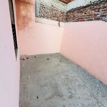 Room in 2 BHK Independent House at RWA Apartments Sector 121, Garhi Chaukhandi – for Rent