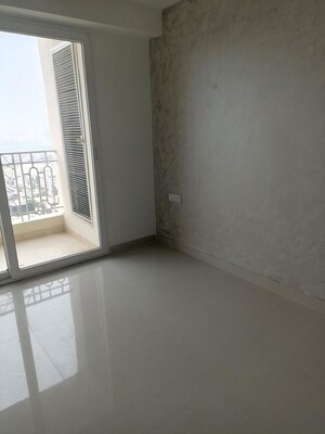 Room in 2 BHK Apartment at Amrapali Zodiac, Sector 120 – for Sale