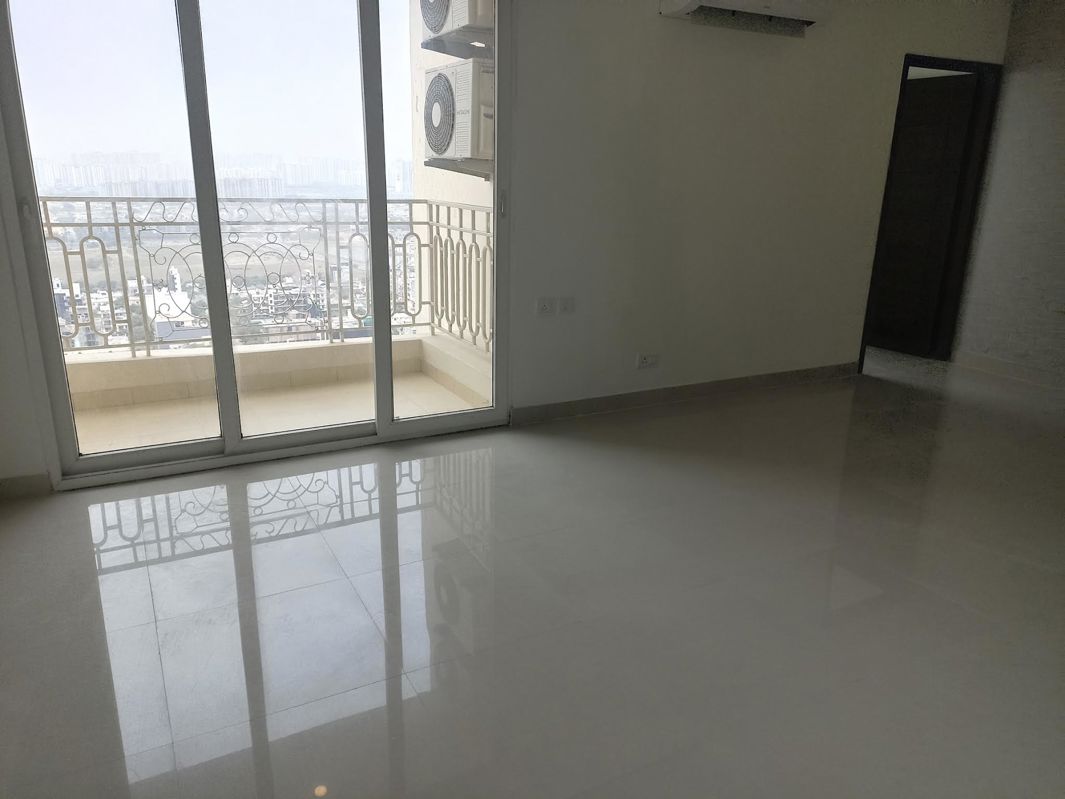 2 BHK + Study Room Apartment For Sale in Amrapali Zodiac