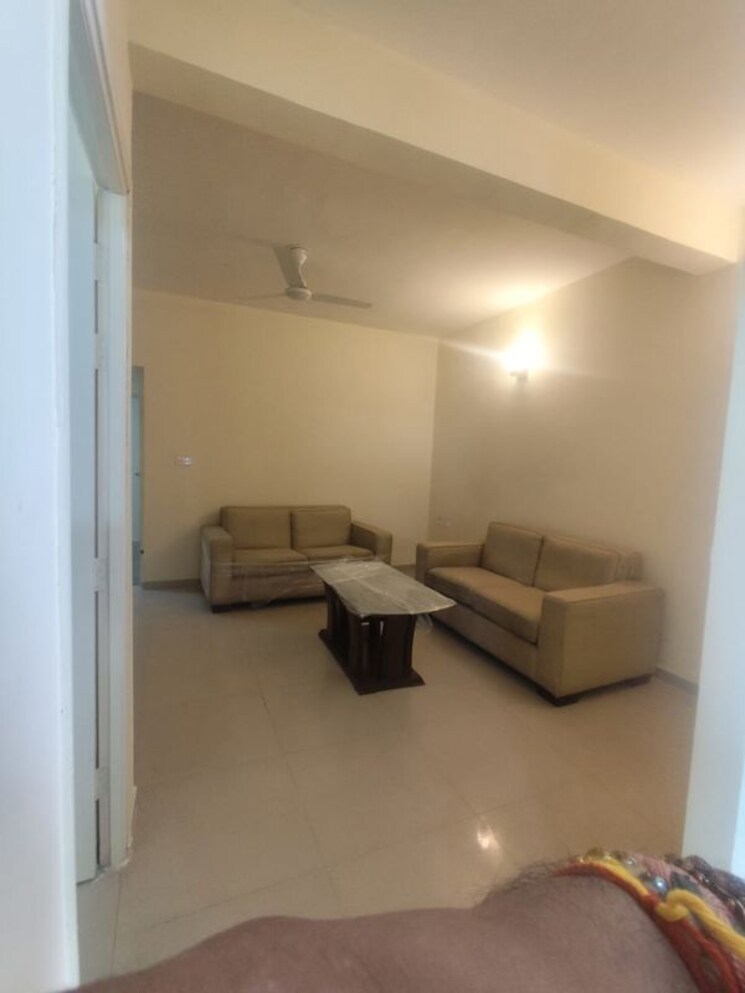 Room, pyramid-altia 3 Bedroom 645 Sq.Ft. Apartment In Sector 70 Gurgaon 9756092