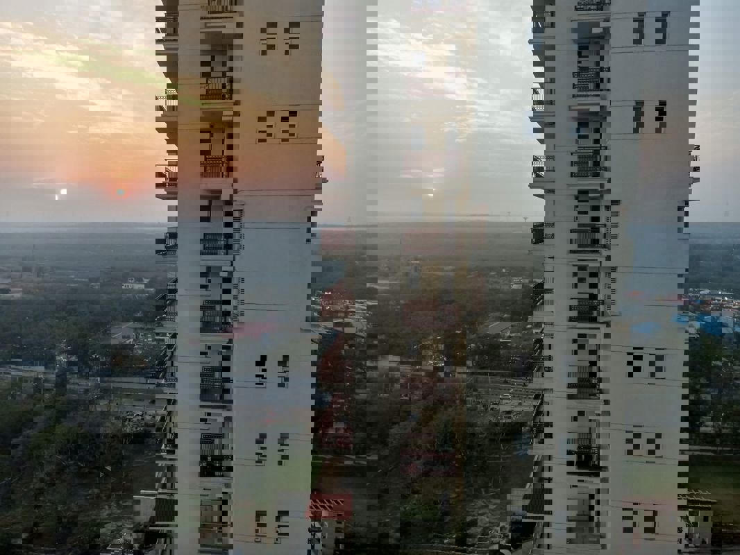 3.5 BHK + Servant Room Apartment For Sale in Krrish Shalimar Ibiza Town