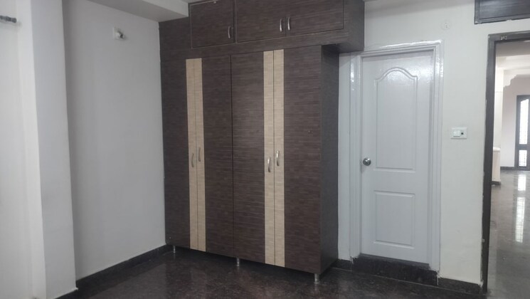 Room, jubilee hills 3 Bedroom 1800 Sq.Ft. Apartment In Jubilee Hills Hyderabad 9756190
