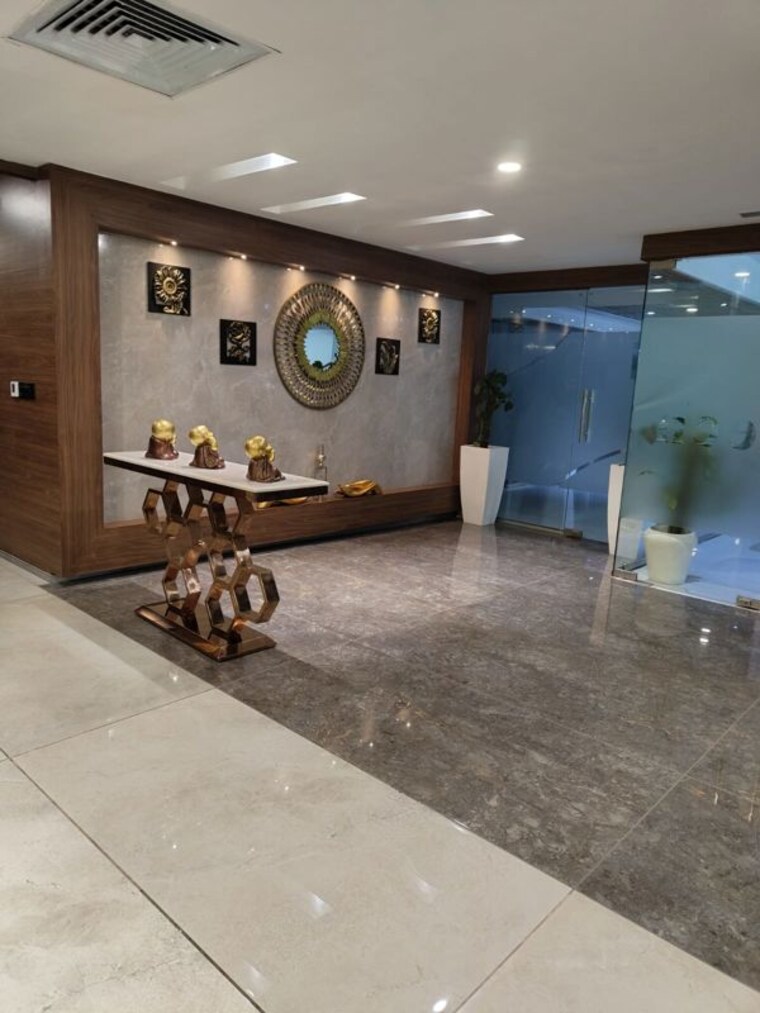 Common Area, urbtech-trade-centre Commercial Office Space 220 Sq.Ft. In Sector 132 Noida 9756054