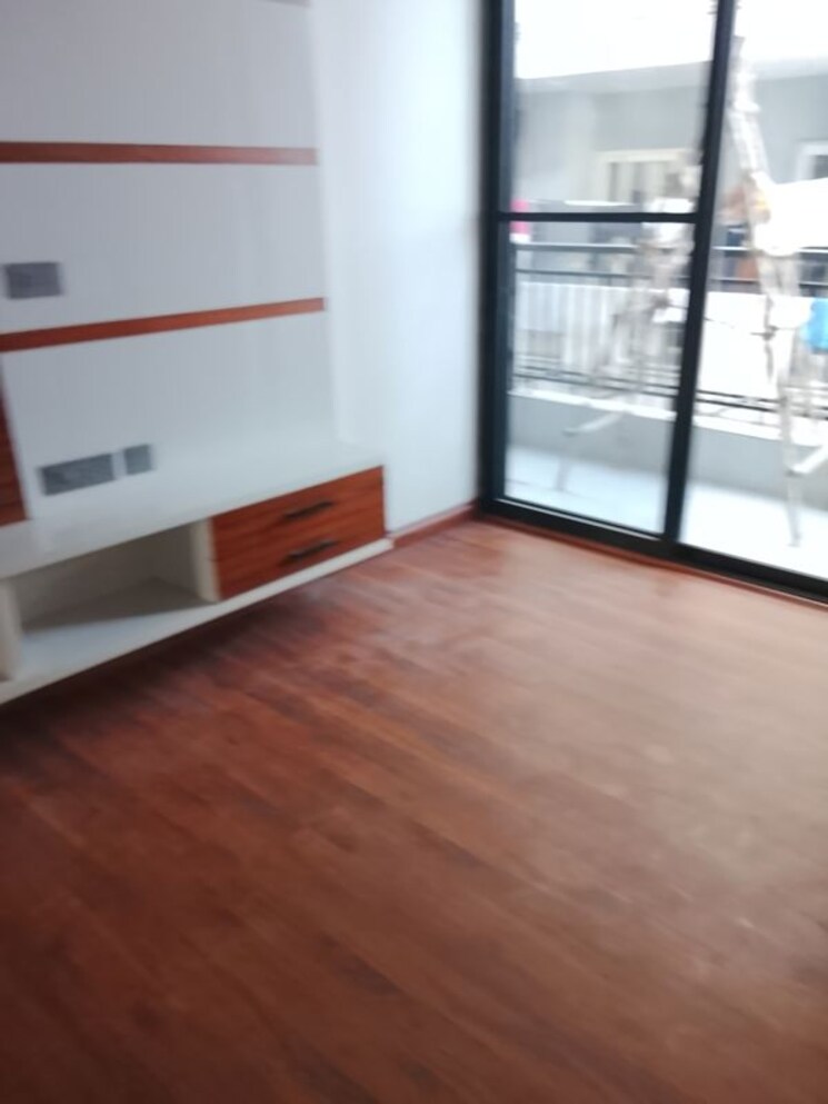 Room, palam vihar 3.5 Bedroom 270 Sq.Yd. Builder Floor In Palam Vihar Gurgaon 9756224