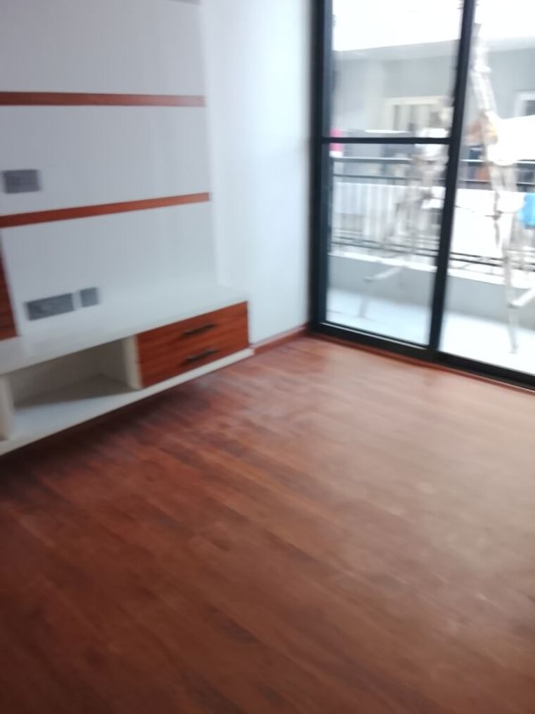 Room, palam vihar 3.5 Bedroom 270 Sq.Yd. Builder Floor In Palam Vihar Gurgaon 9756224