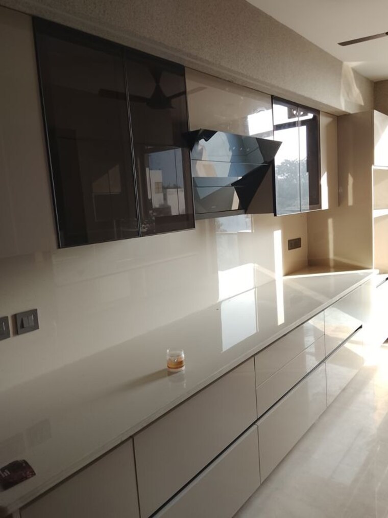 Kitchen, palam vihar 3.5 Bedroom 270 Sq.Yd. Builder Floor In Palam Vihar Gurgaon 9756224