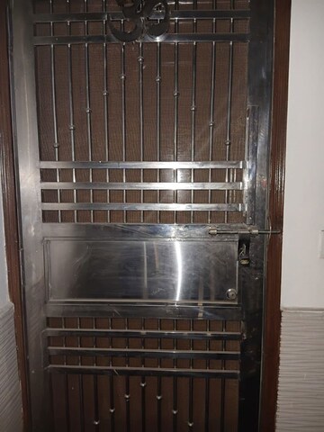 Staircase in 2 BHK Builder Floor at Laxmi Nagar – for Rent