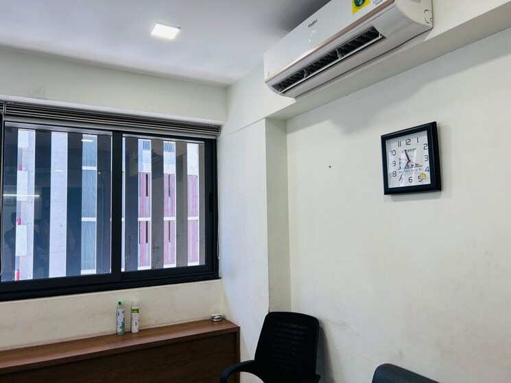 undefined, gota Commercial Office Space 610 Sq.Ft. In Gota Ahmedabad 9756241