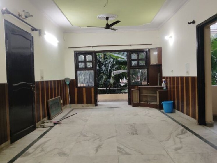 Bedroom, uppal-southend 2.5 Bedroom 927 Sq.Ft. Builder Floor In Sector 49 Gurgaon 9756290