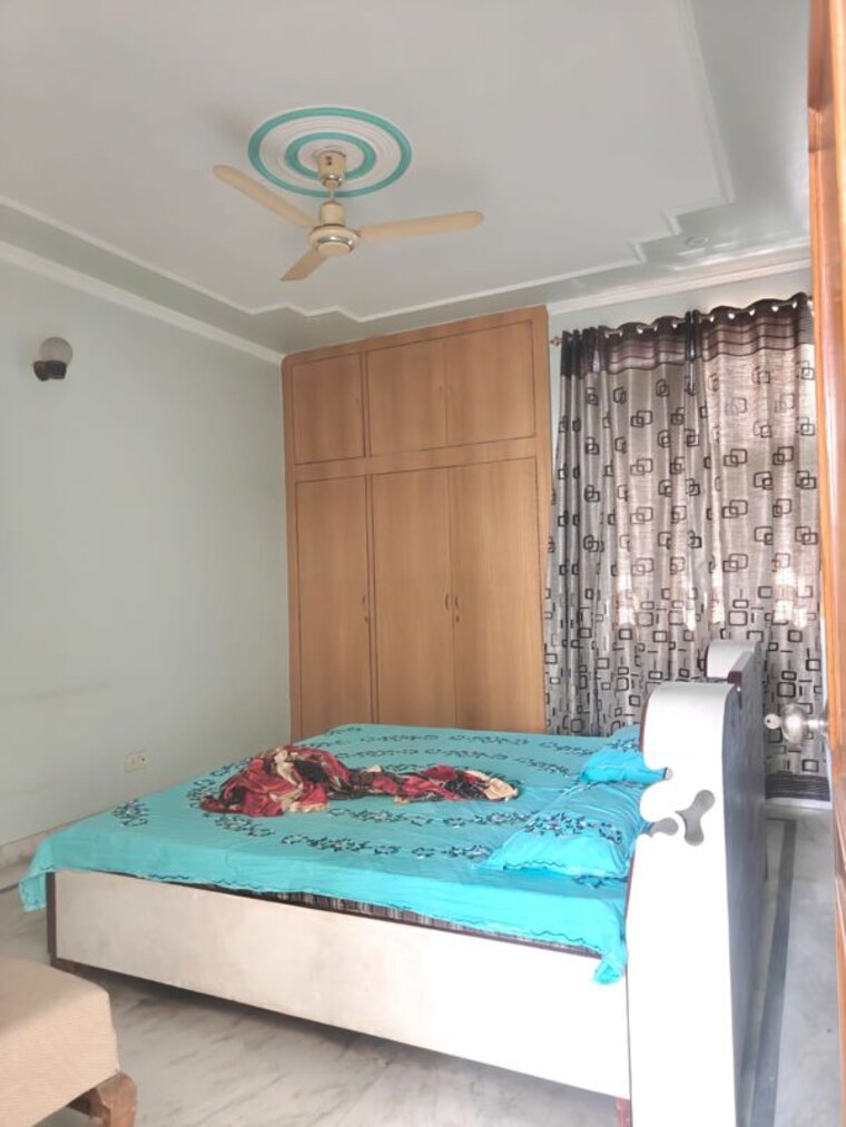 Bedroom, sector 14 5 Bedroom 3150 Sq.Ft. Independent House In Sector 14 Faridabad 9474810