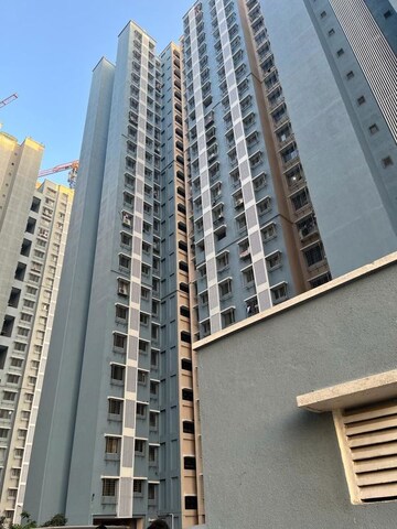1 BHK Apartment – Exterior View View at Goregaon West - for Rent