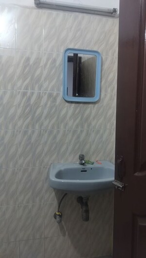 Bathroom in 3 BHK Apartment at Jubilee Hills – for Rent