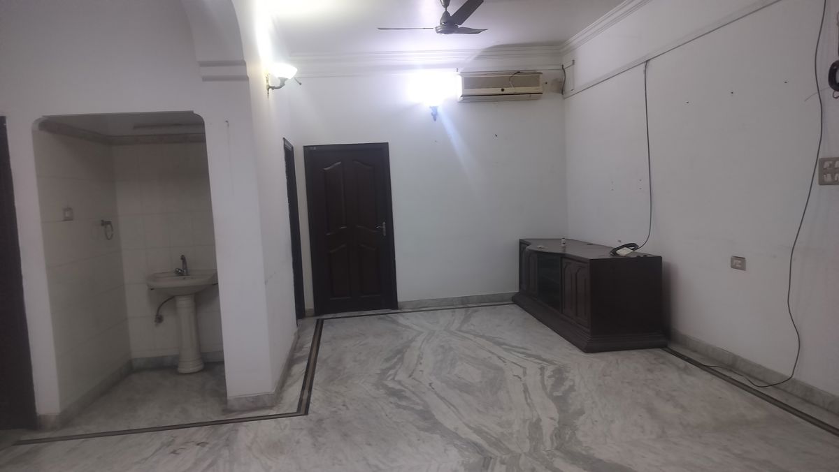 3 BHK + Pooja Room Apartment For Rent in Jubilee Hills