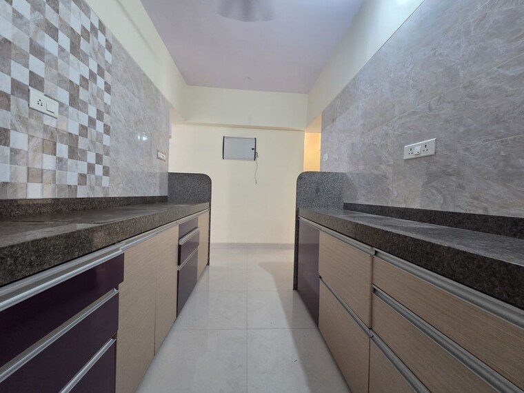 Kitchen, shashtri nagar 2 Bedroom 600 Sq.Ft. Apartment In Shashtri Nagar Mumbai 9756435