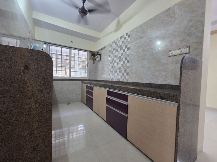 Kitchen, shashtri nagar 2 Bedroom 600 Sq.Ft. Apartment In Shashtri Nagar Mumbai 9756435