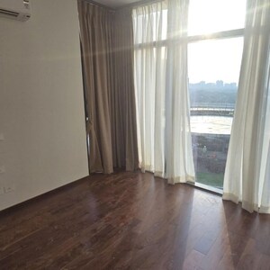 4 BHK Apartment For Rent in Piramal Mahalaxmi, Arthur rd
