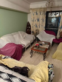 3 BHK + Pooja Room Apartment For Rent in Bandra West
